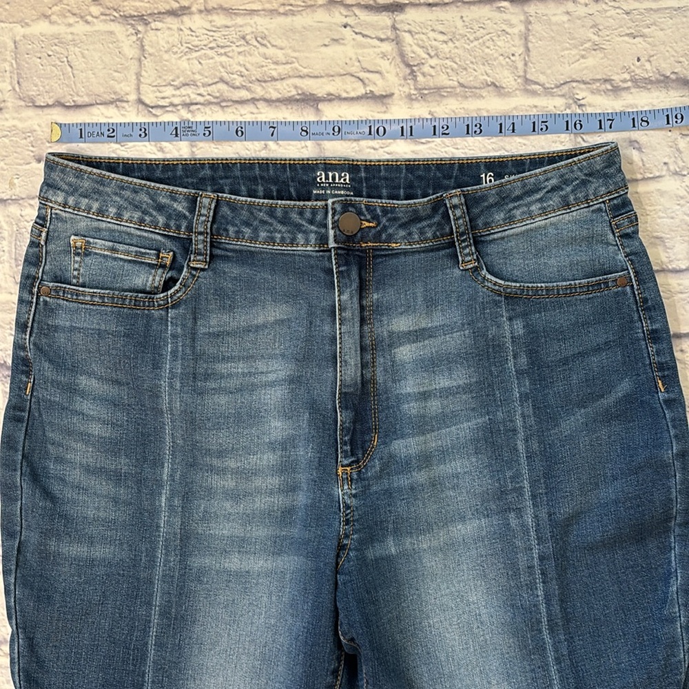a.n.a Front Seam Skinny Raw Hem Cropped Denim Blue Jeans Plus Size 16 - Picture 11 of 11